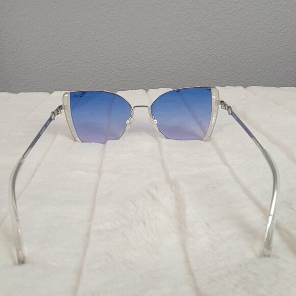 QUAY // ltd ed mother of pearl detail butterfly frame blue violet fade lens - Picture 8 of 16